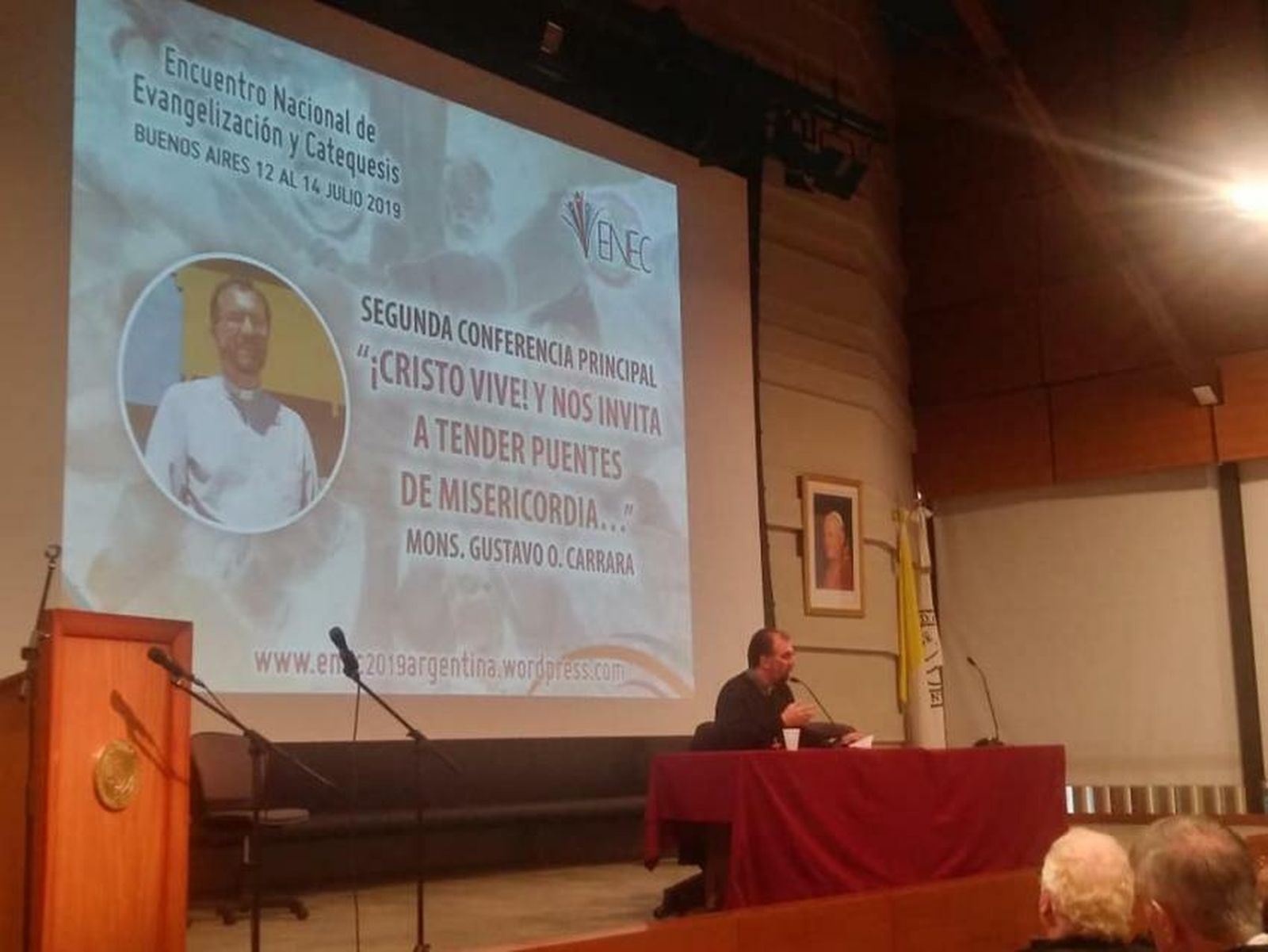 Monseñor G. Carrara en el ENEC