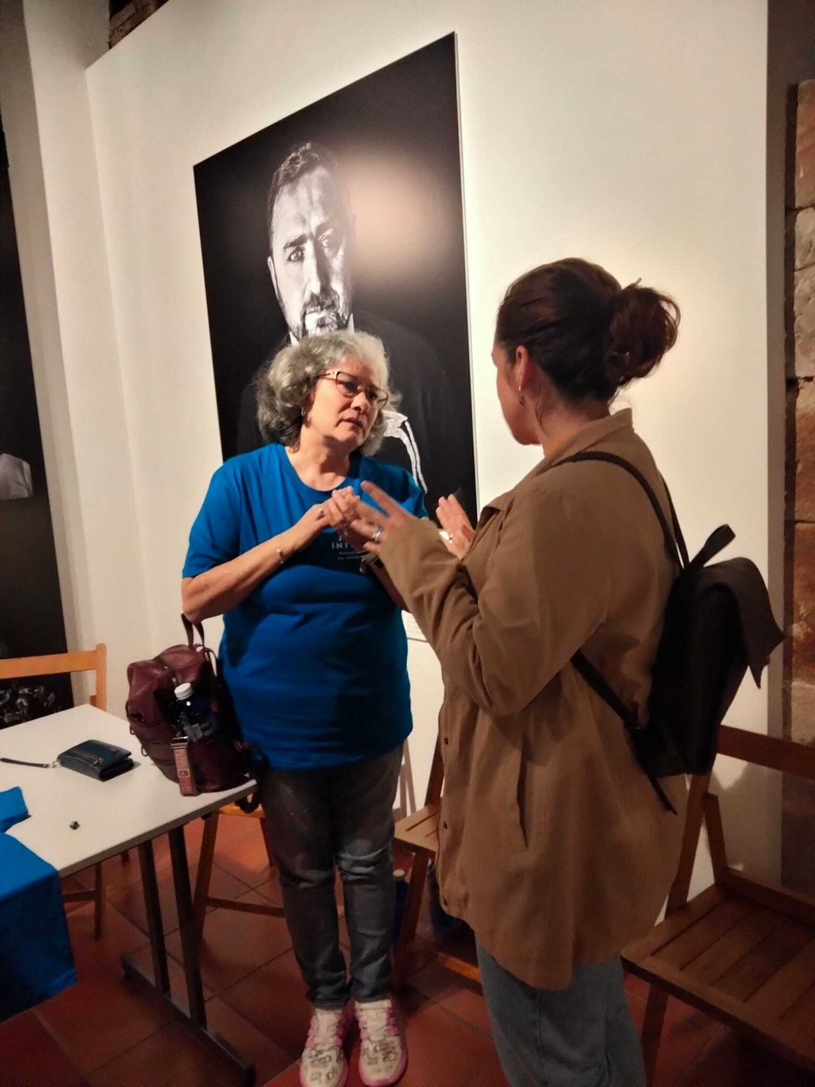 Mesa redonda en Bilbao sobre pederastia y medios de comunicación