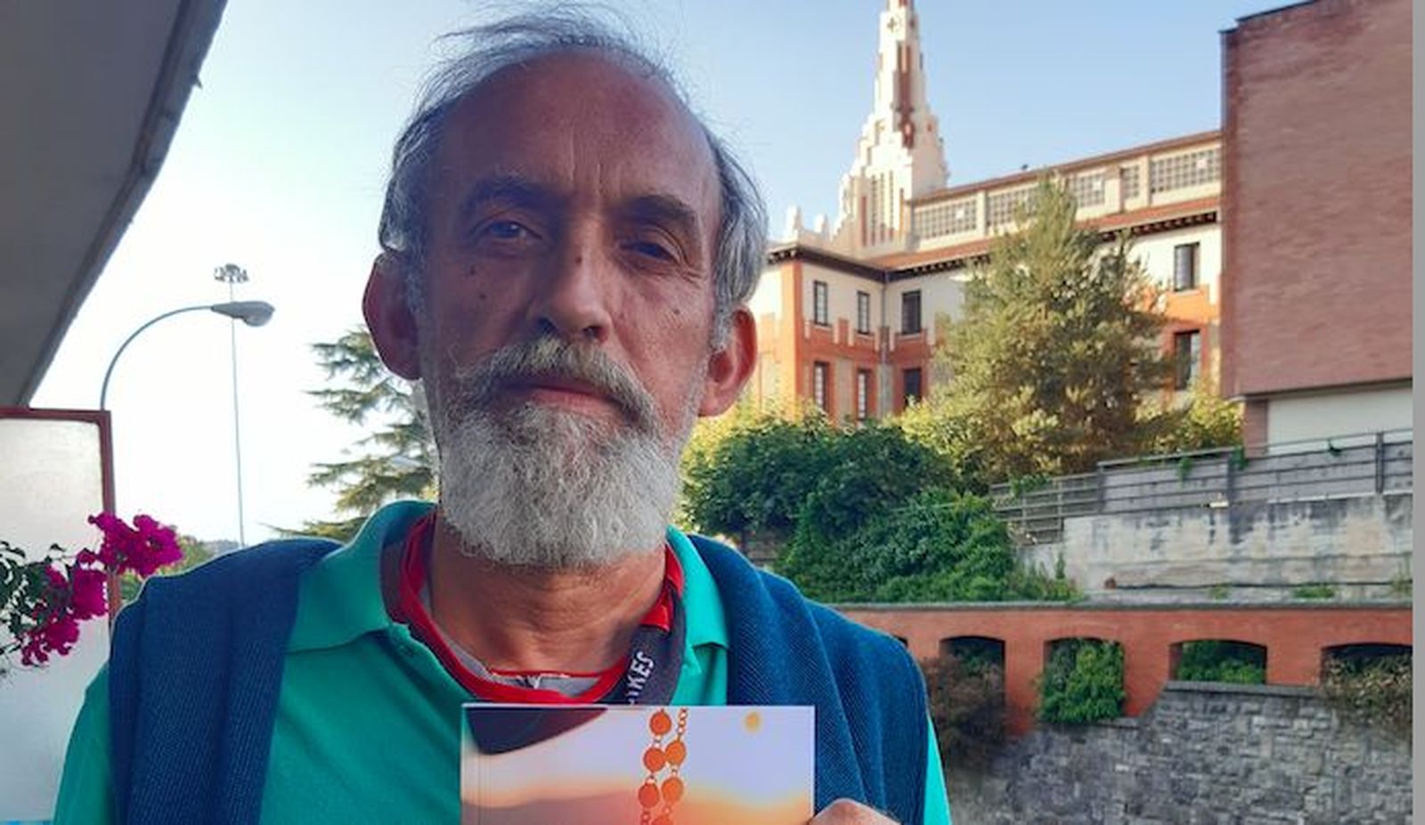 Alfonso J. Olaz: "Vivir como Jesús en el mundo de hoy no es una utopía"