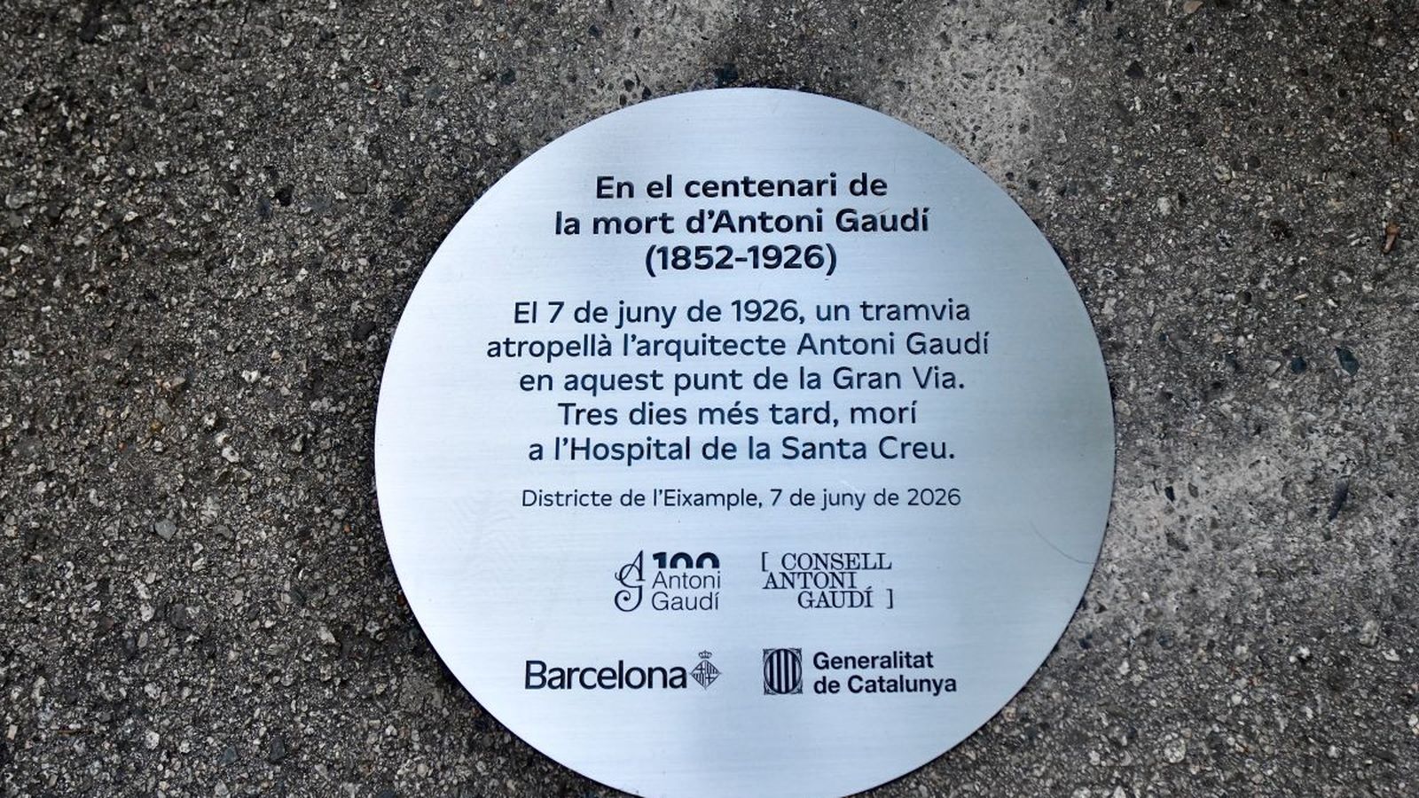 100 años después, Barcelona señala el lugar donde comenzó el último trayecto vital de Antoni Gaudí.