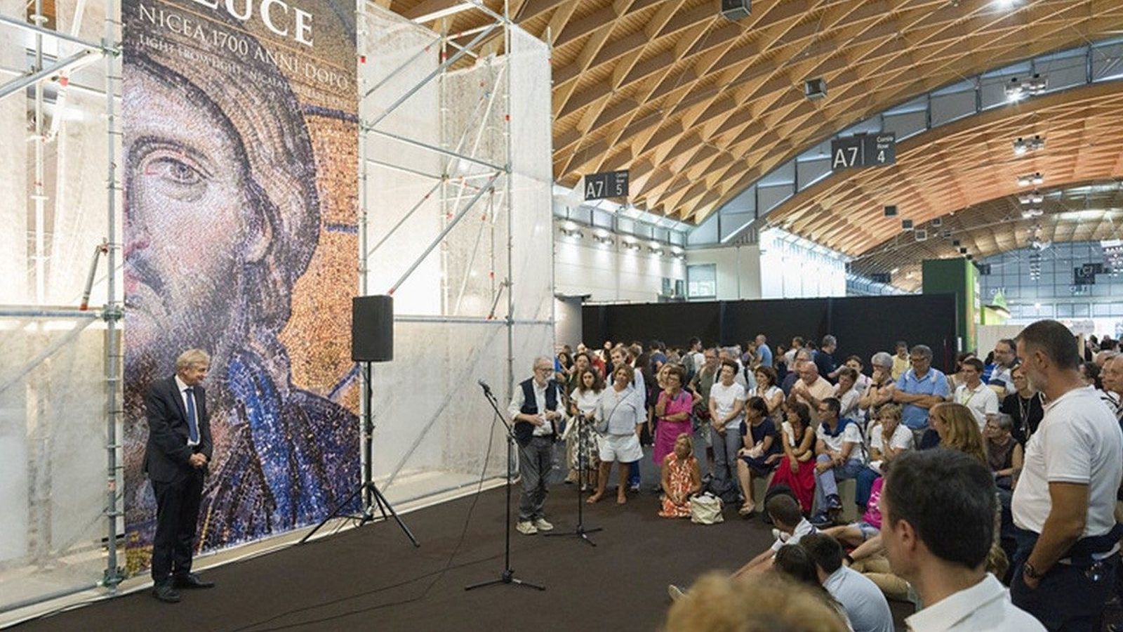 Presentación en Roma de la exposición itinerante 'Luz de Luz. Nicea 1700 años después'