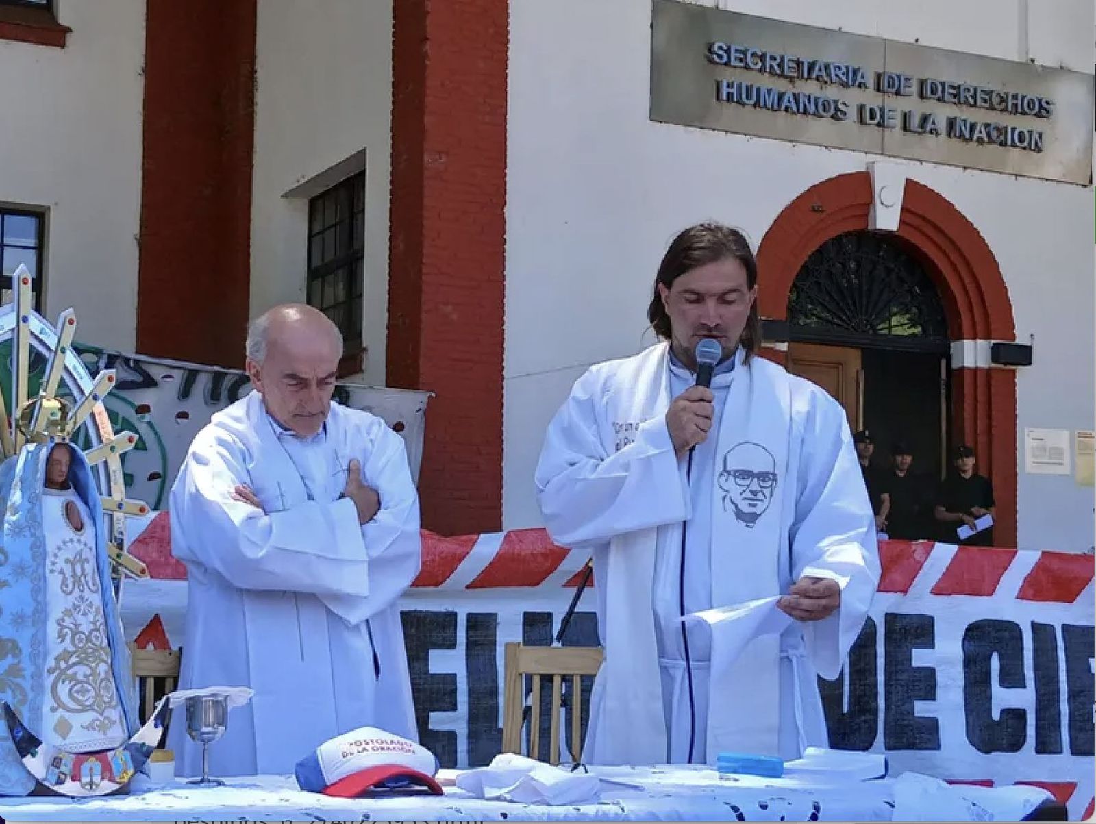 El sacerdote Lorenzo De Vedia