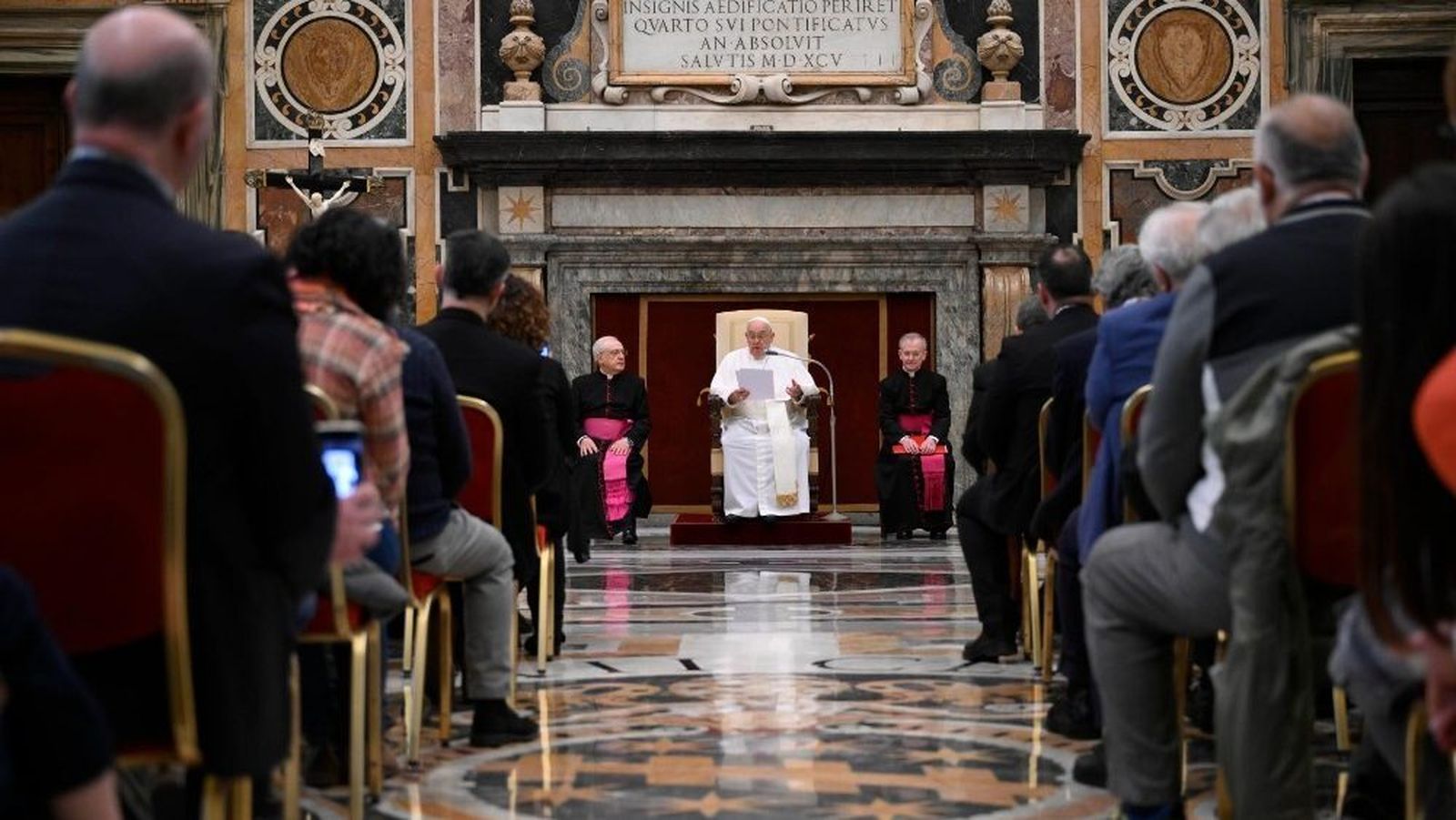 Audiencia de Francisco en la Sala Clementina