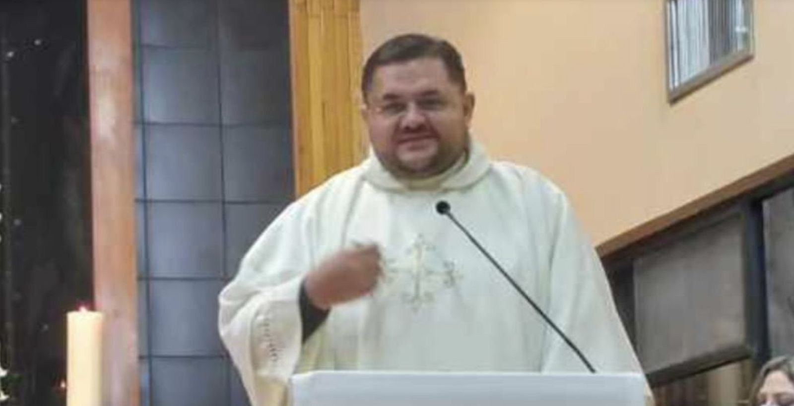 Padre Roberto Tarín