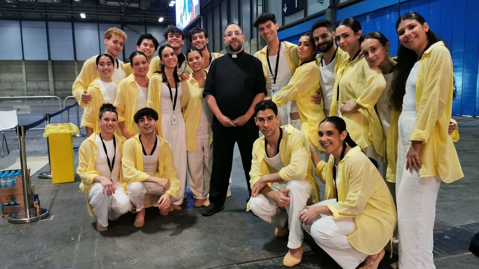Bailarines con Toño Casado