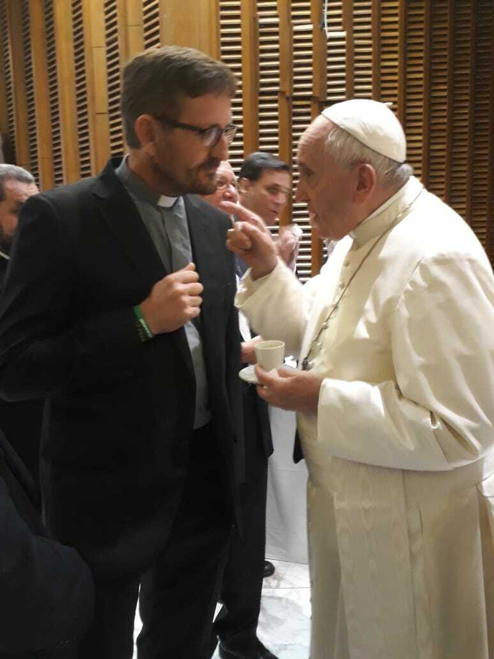 El Papa conversa con Luis Miguel Modino