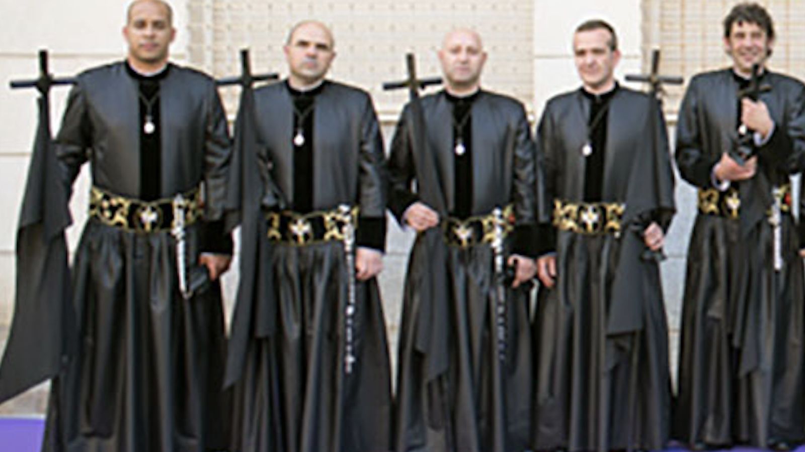 Miembros de la cofradía saguntina