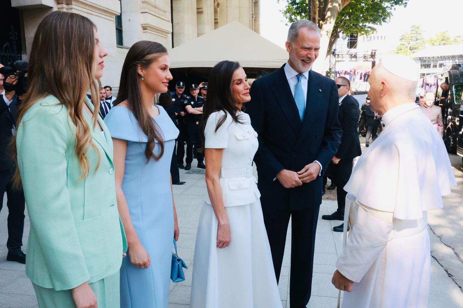 La Familia Real, con el Papa en Cibeles