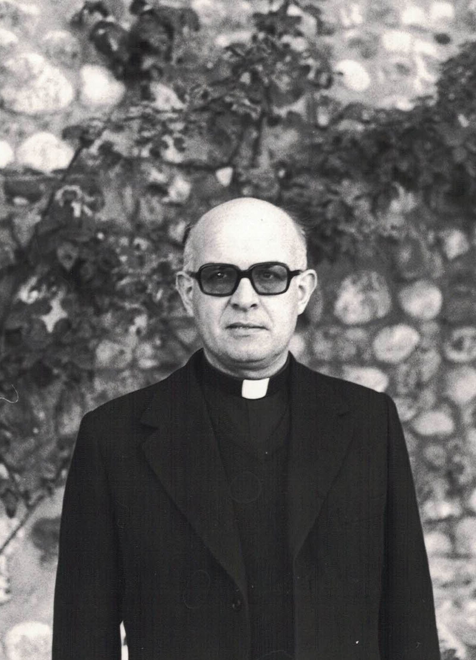 Mons,. Martí 1979. Palau Episcopal (1)