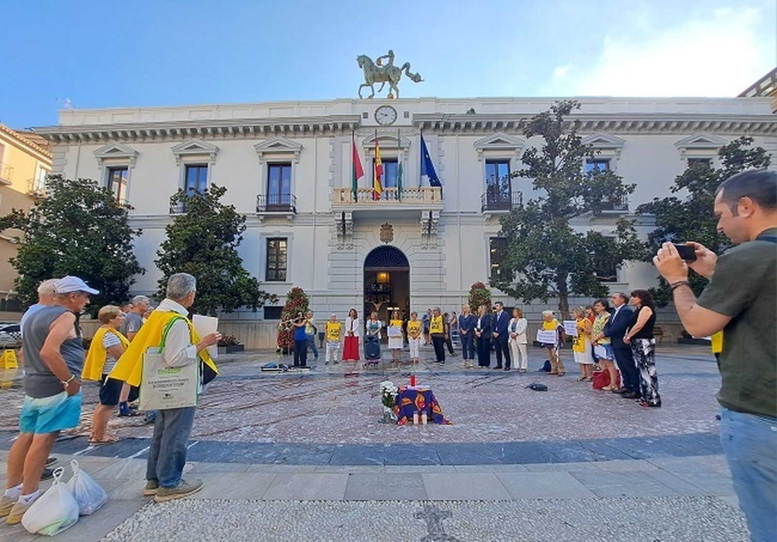 Concentración de La Calle Mata