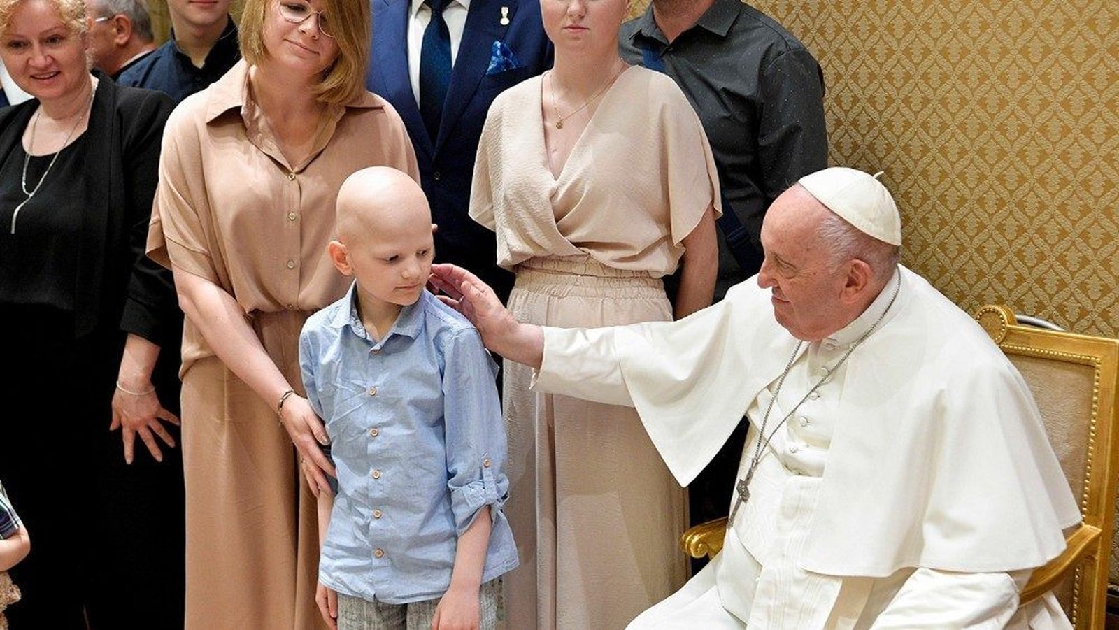 El Papa, con los niños enfermos