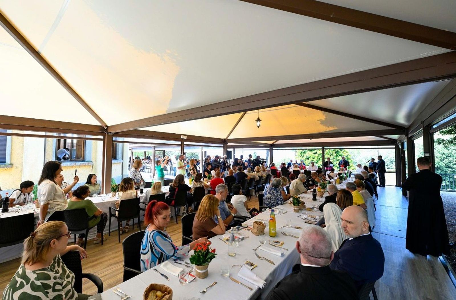 El almuerzo con el Papa en Castel Gandolfo, el año pasado