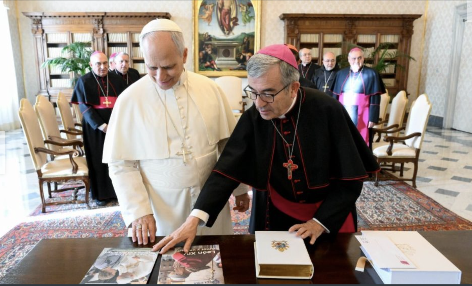 El Papa, con Argüello en la audiencia a la Ejecutiva de la CEE