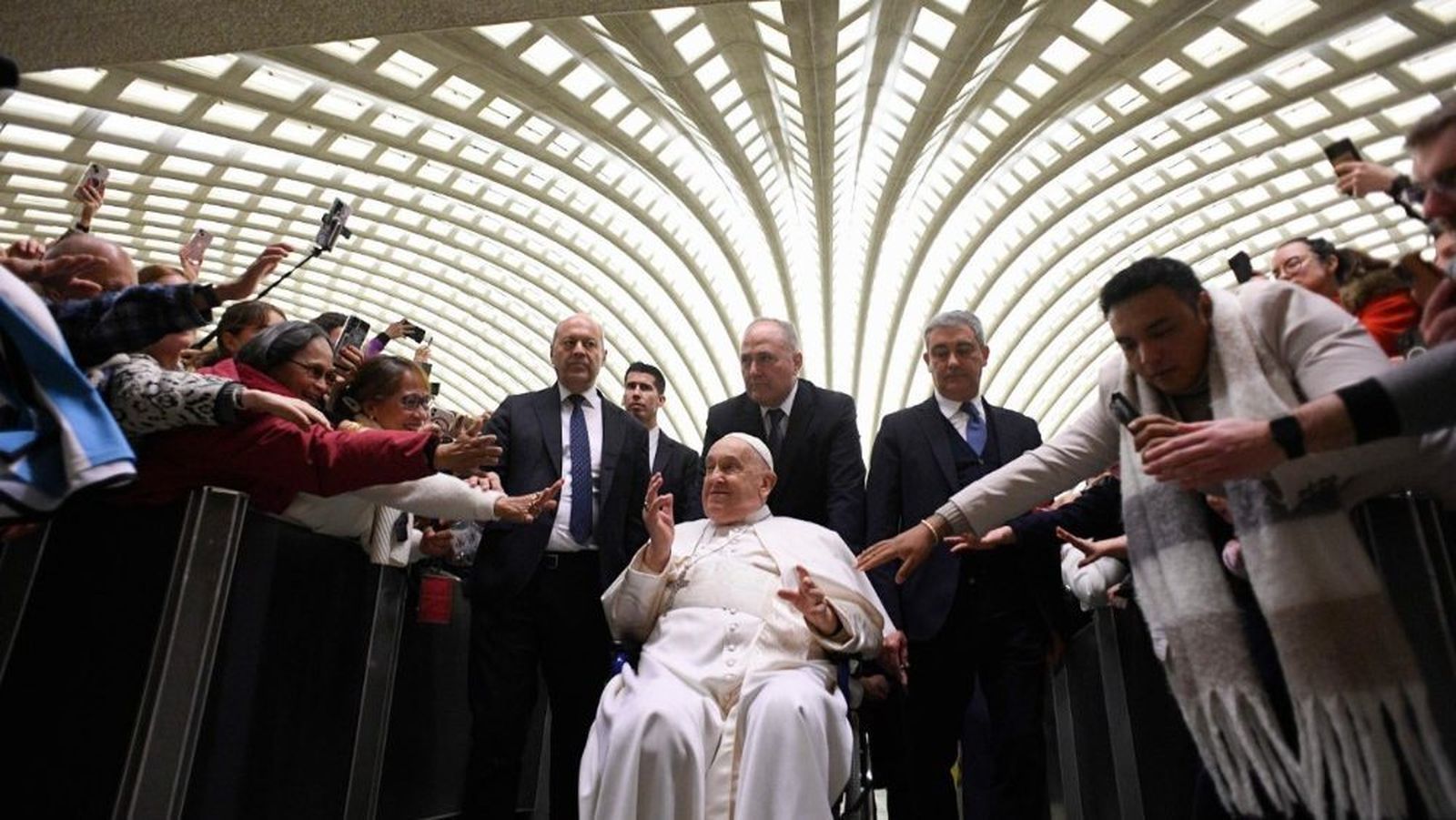 Francisco, en la última audiencia general antes de su hospitaliación