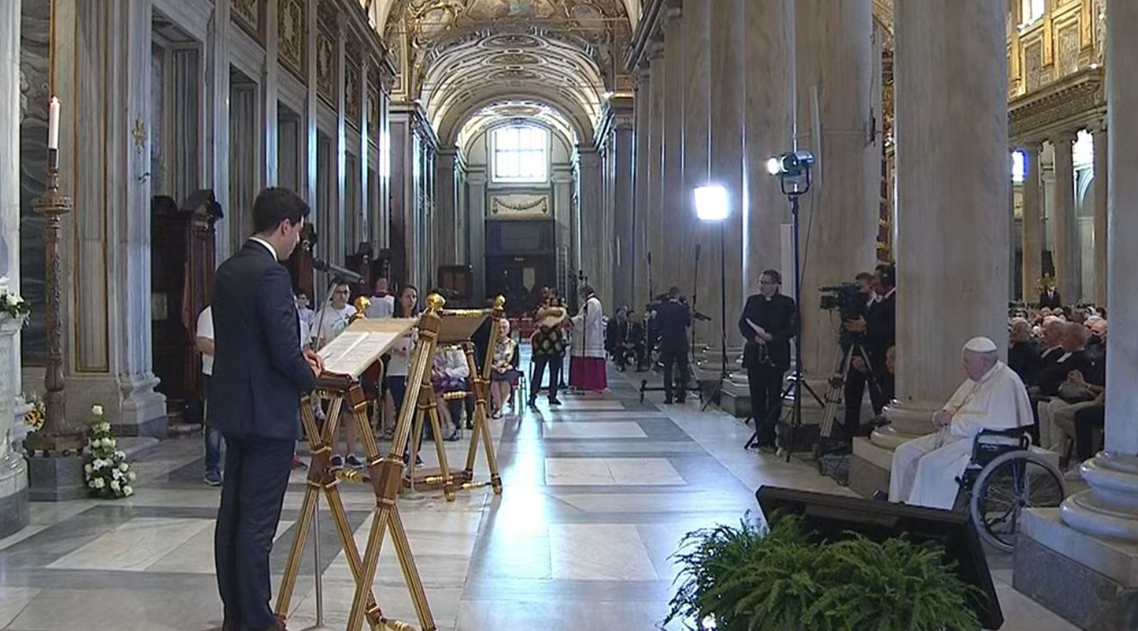 El Papa, en el rosario