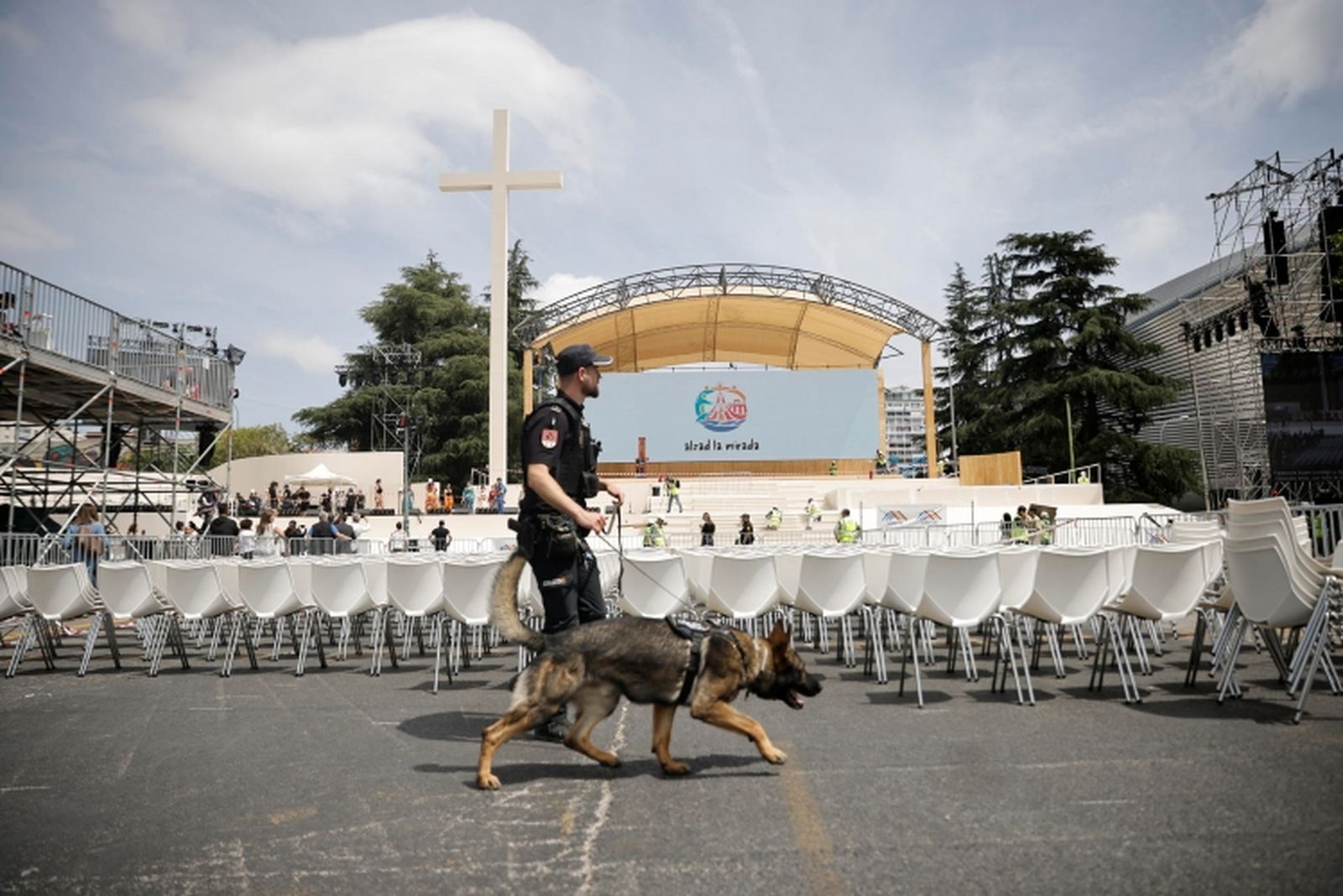 Policía Nacional. Dispositivo de seguridad con motivo de la visita del Papa León XIV.