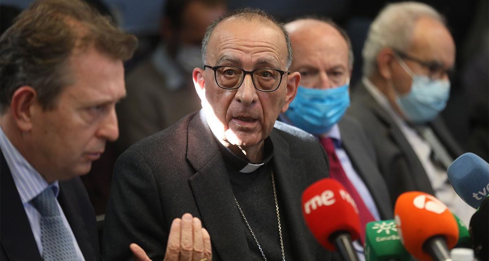 Rueda de prensa para dar a conocer la auditoría independiente encargada por la Iglesia