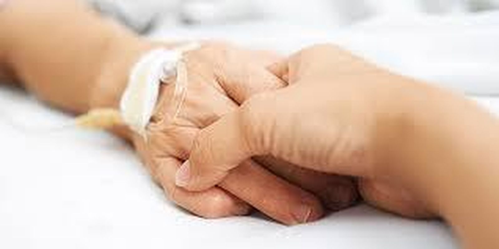 El recurso a la solidarida y a los cuidados paliativos son, según Norbert Bilbeny, los mejores argumentos.