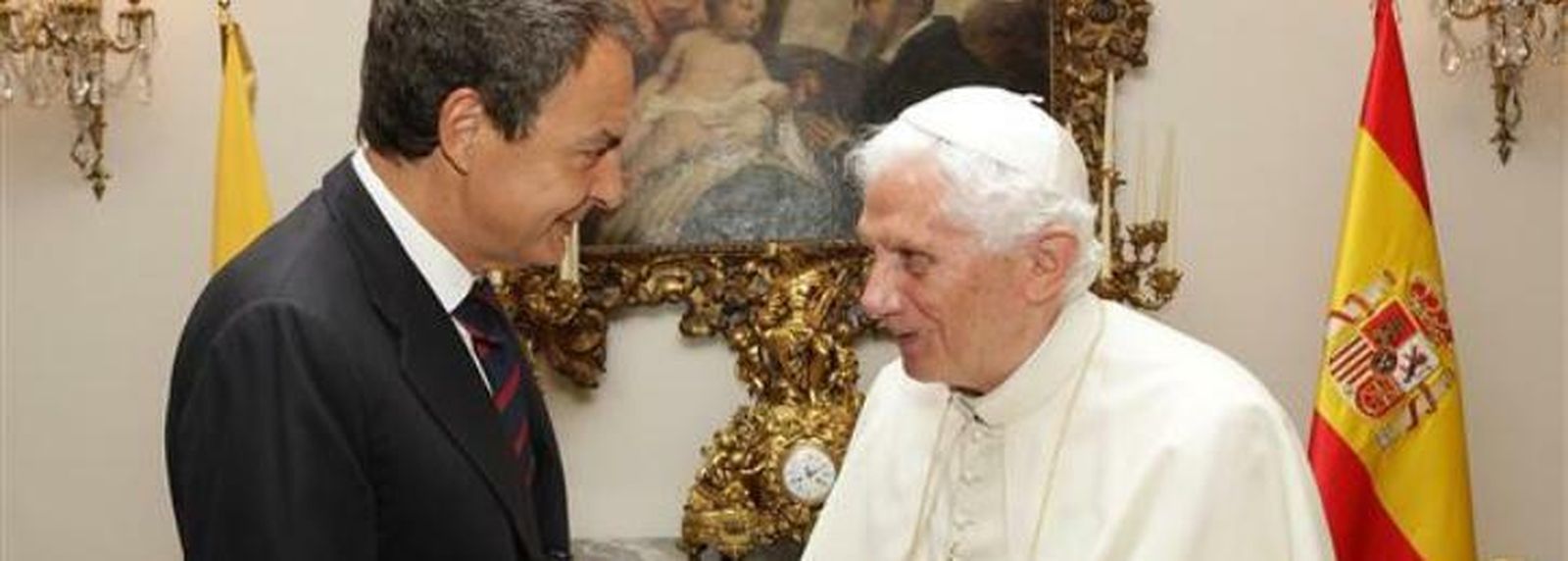 Zapatero y Benedicto XVI, juntos en Nunciatura