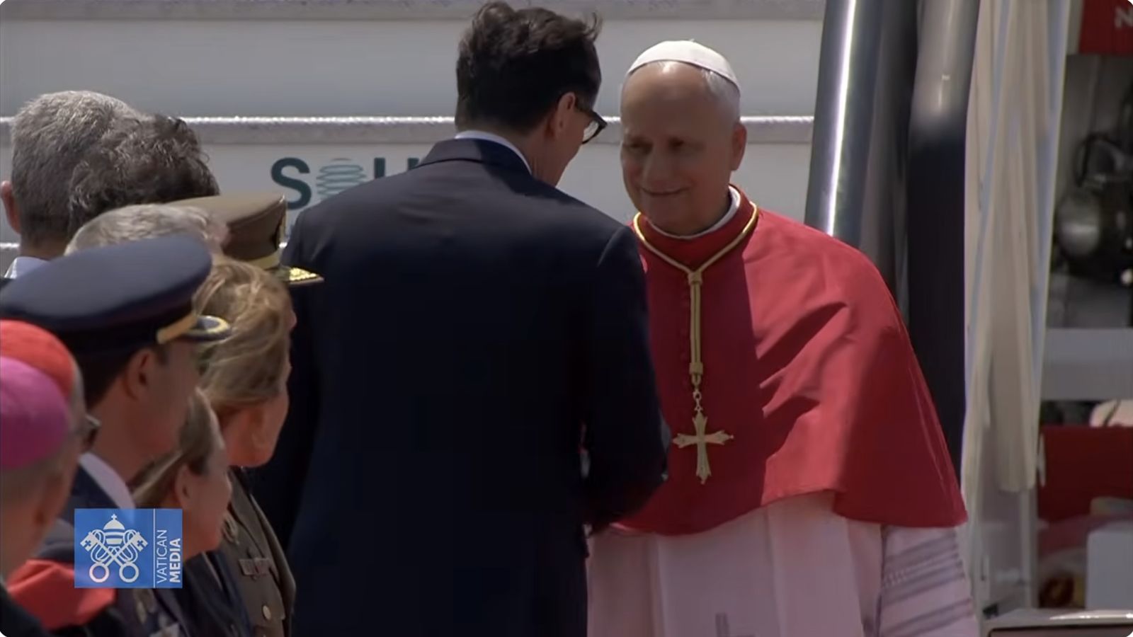 Illa recibe al Papa en Barcelona