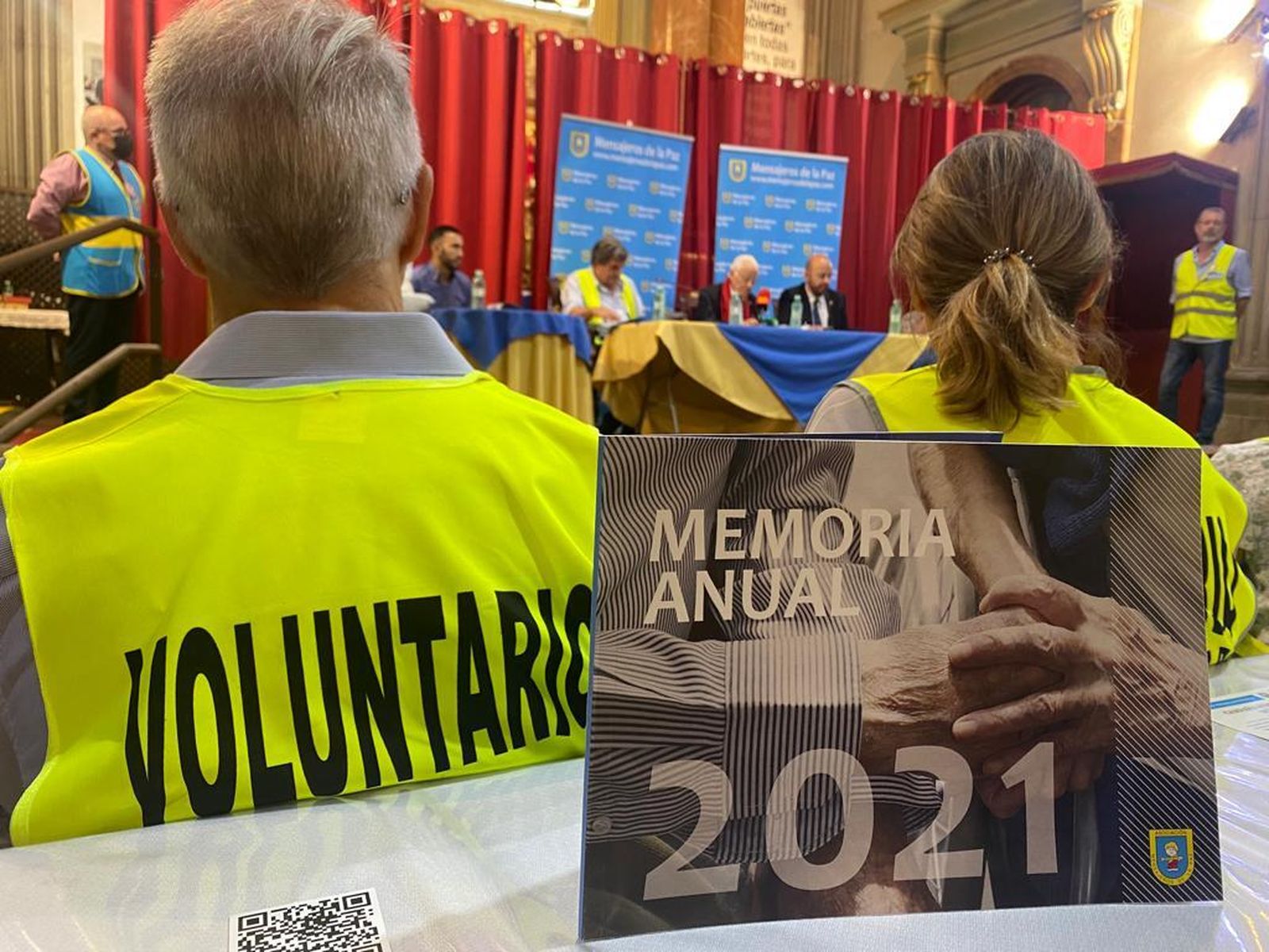 Presentación de la memoria de Mensajeros de la Paz