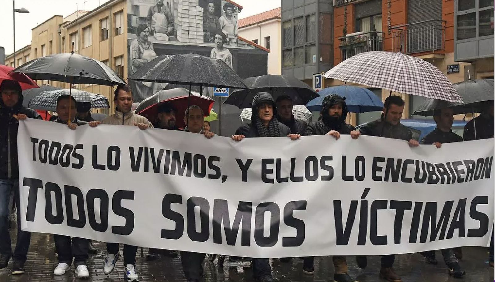 Imagen de la histórica manifestación en Astorga contra los abusos, la primera en España