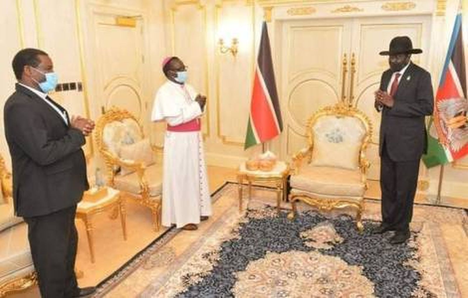 Imagen del encuentro entre los obispos y el presidente Kiir