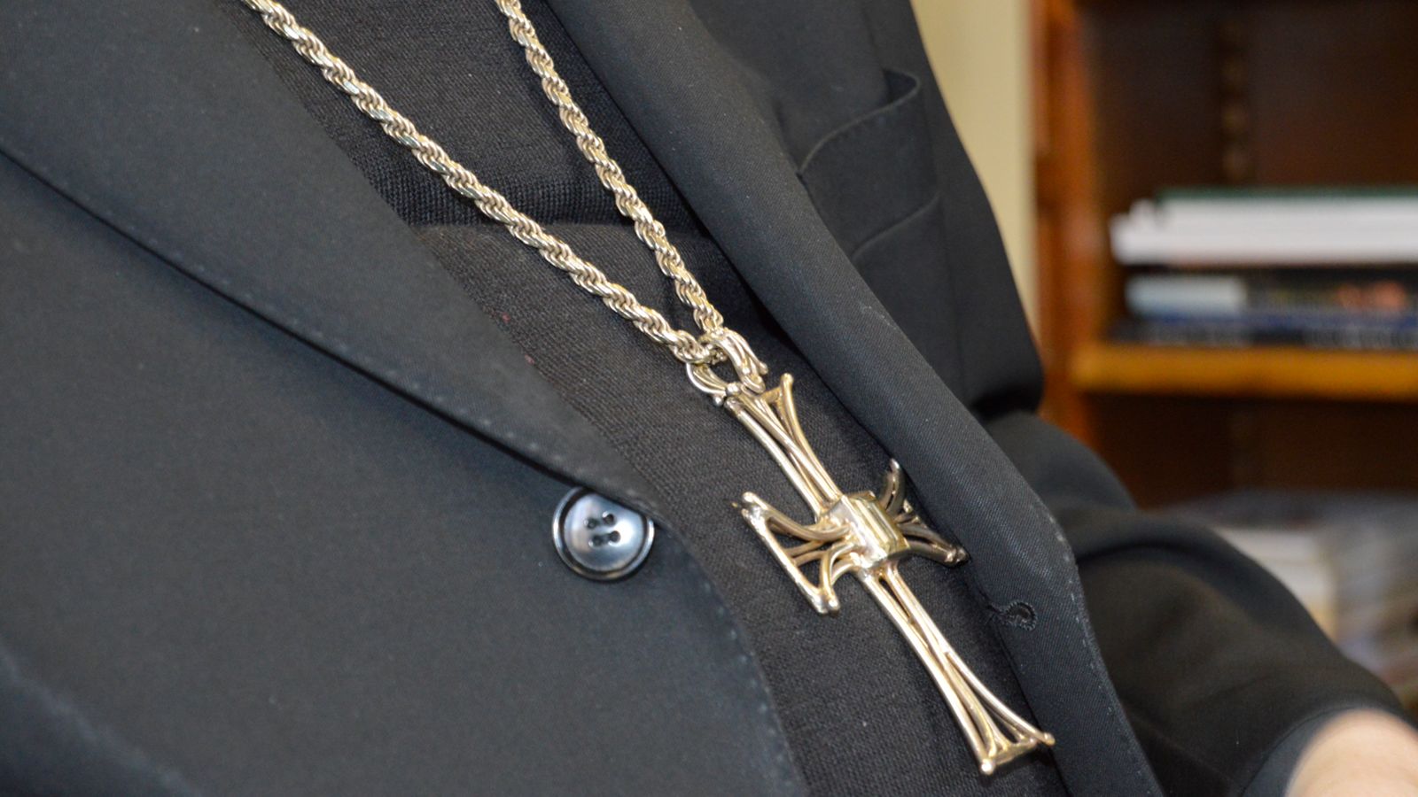 Para el cardenal, “la Sagrada Familia no es solo un impulso hacia arriba; es también una narración que se despliega ante los ojos”.