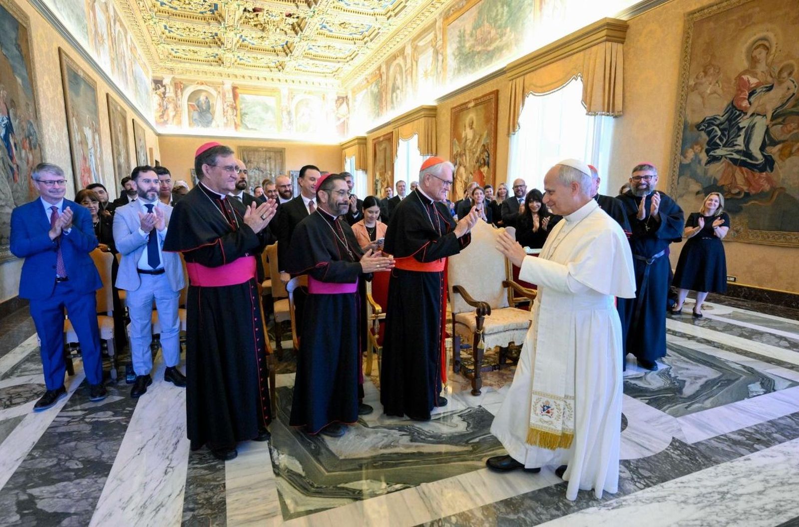 El Papa, con los participantes en el IV Encuentro Sinodal "Fratelli Tutti - Diálogo Socio-Ambiental Norte Sur"