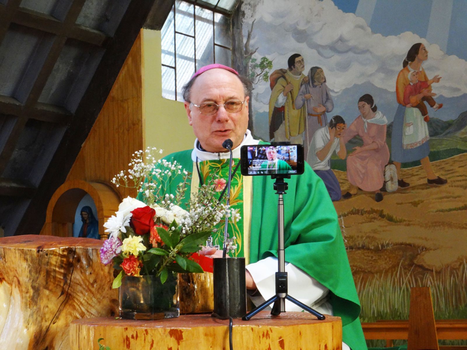 Luis Infanti, obispo de Aysén (Chile)