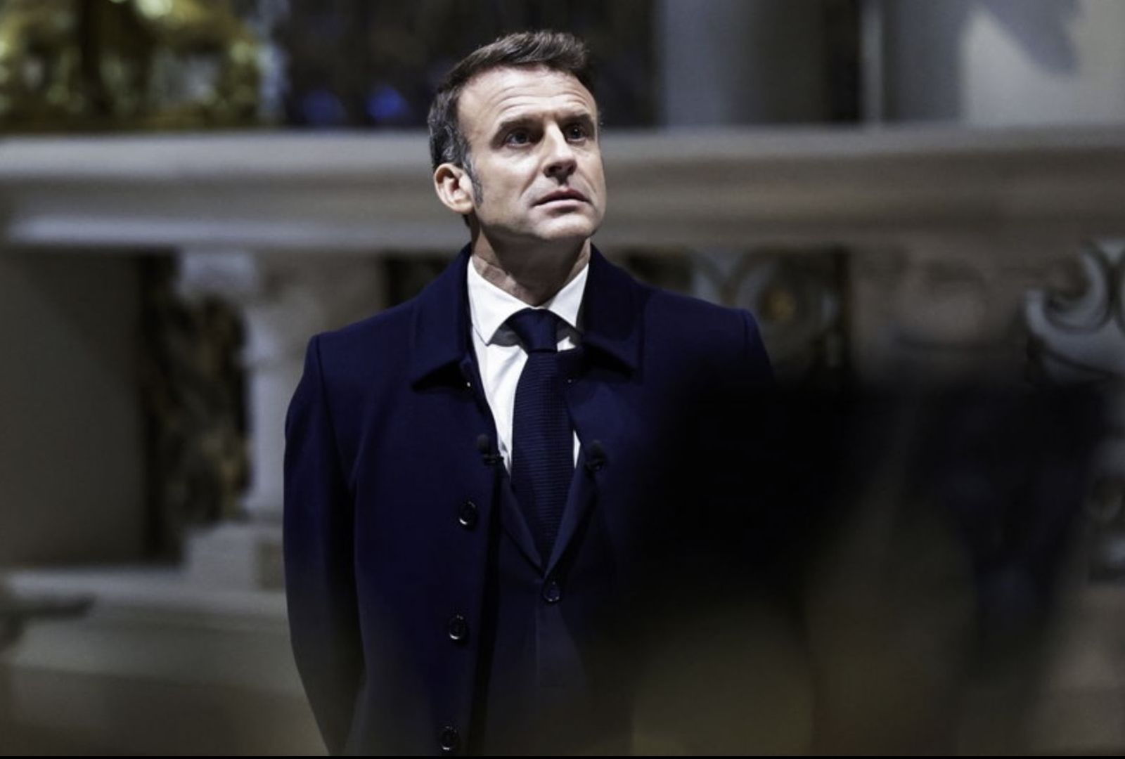 Macron, absorto en la restaurada Notre Dame