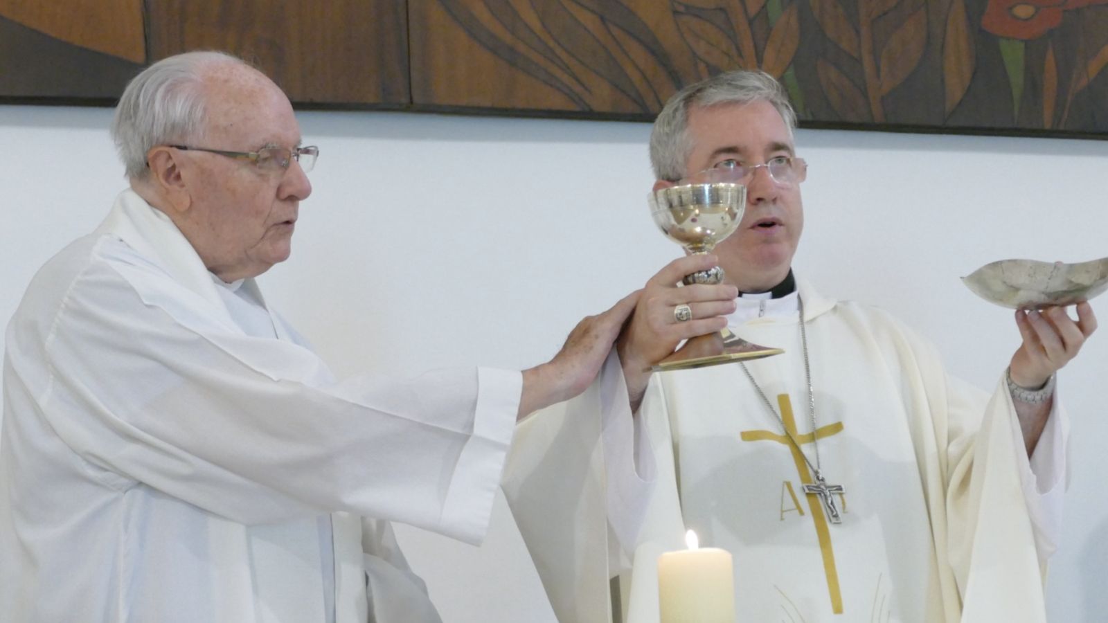 Pagola concelebra con monseñor Prado