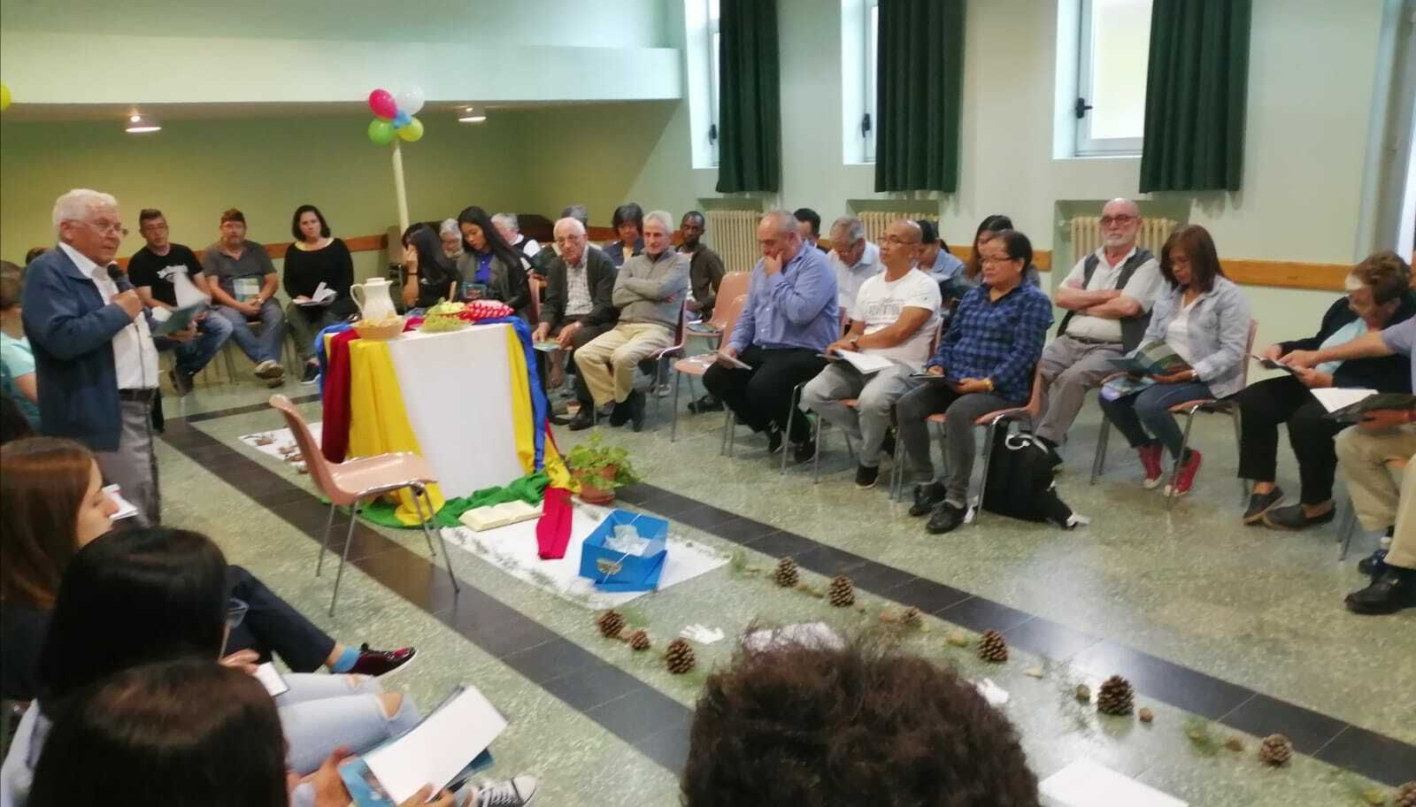 Eucaristía durante el Encuentro Misionero en Dueñas