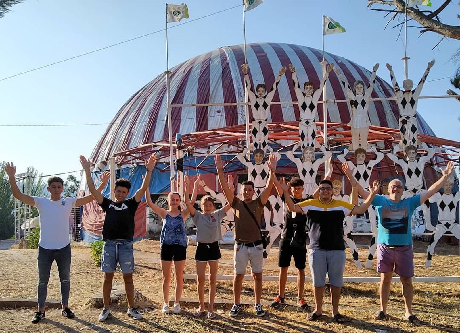 Rafa Arencón: “La tradición acrobática nos ha servido para el diálogo entre culturas y religiones”