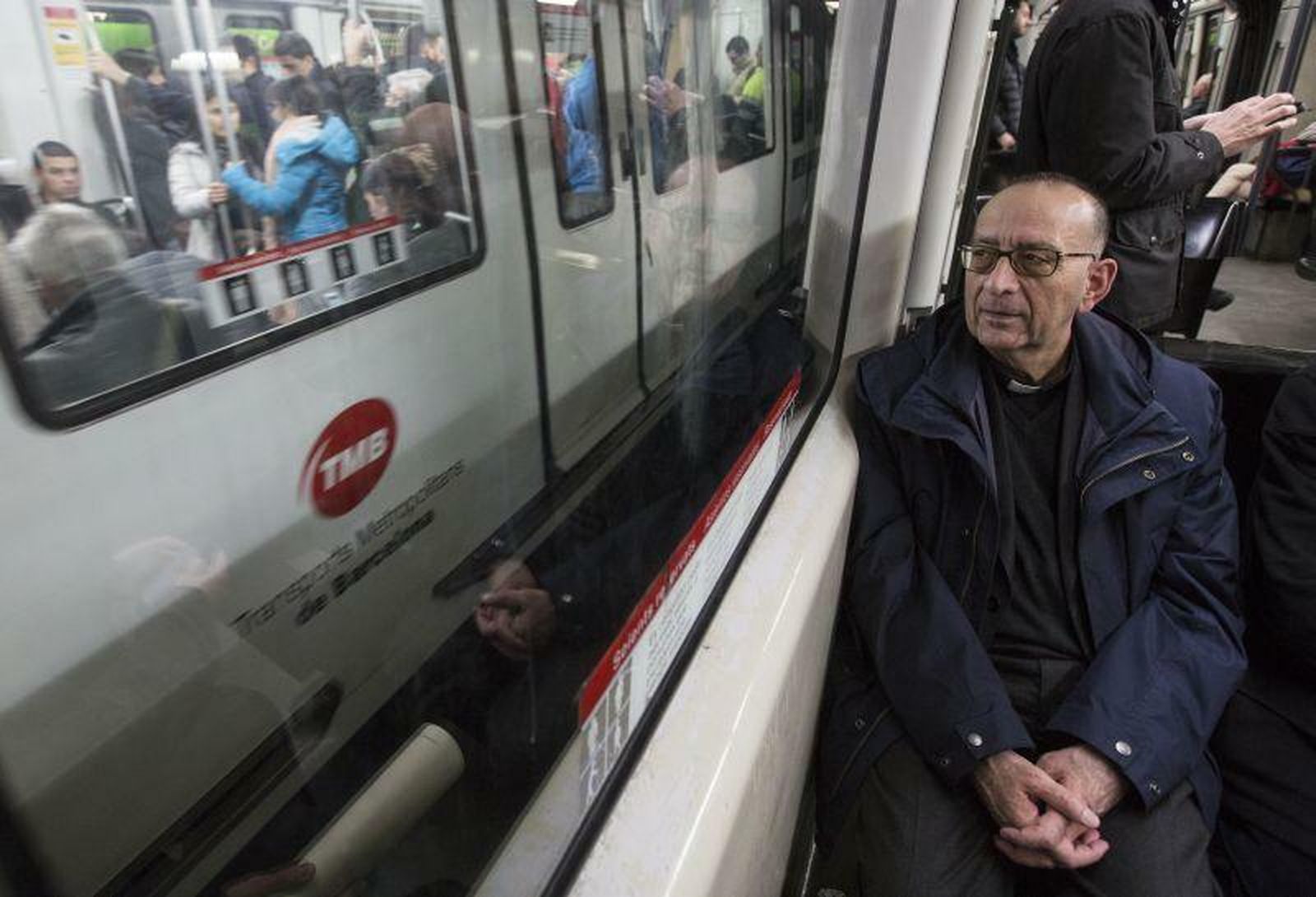 Omella, en el metro de Barcelona