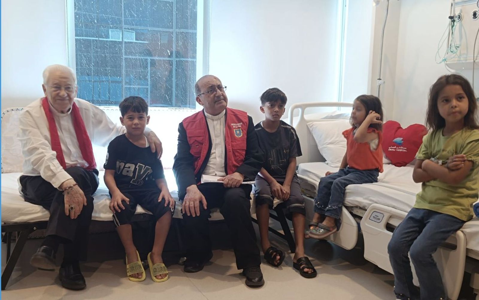 Padre Ángel y Padre Carlos en Jordania