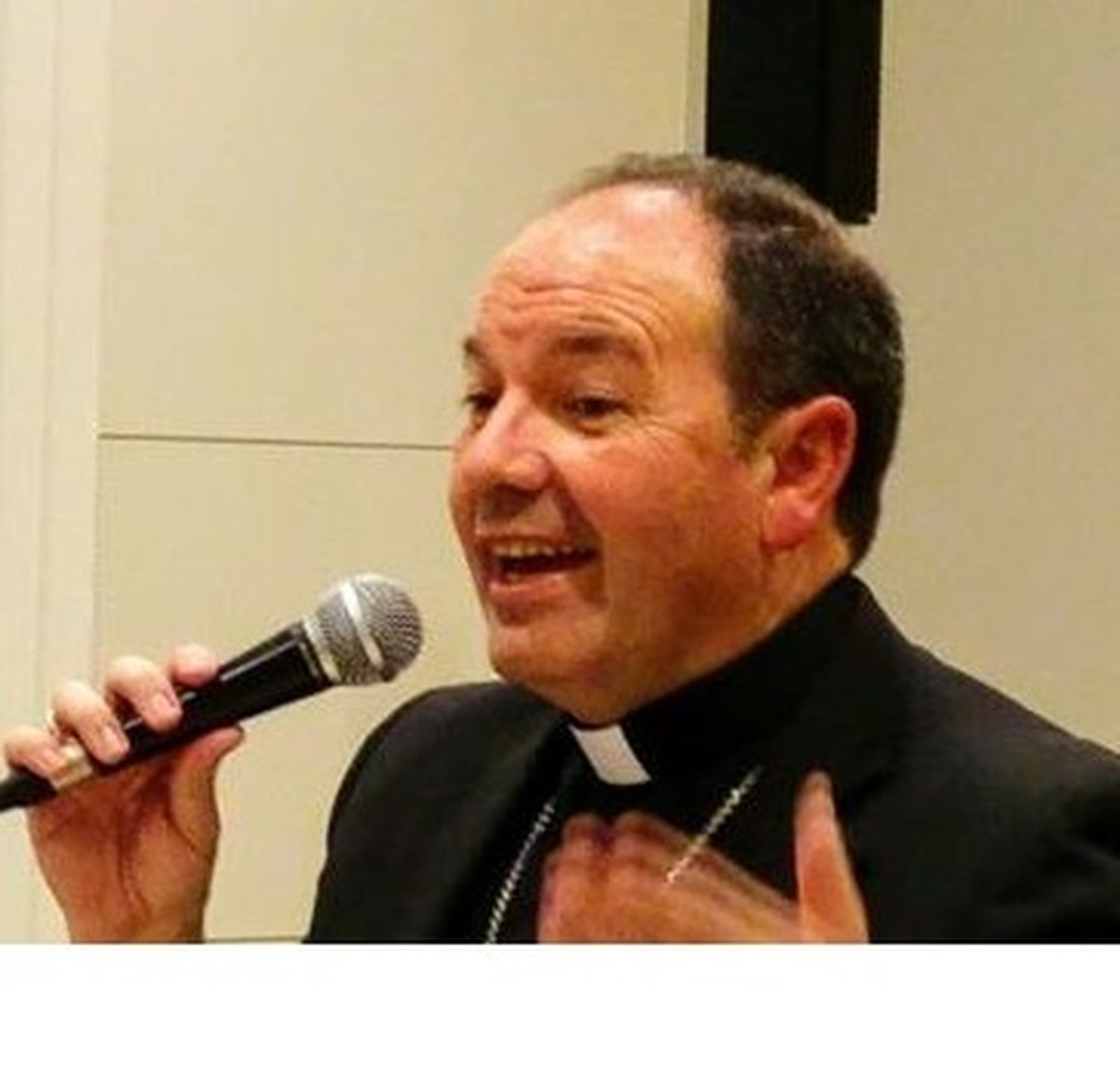 Elizalde, en el Forum Europa, Tribuna Euskadi: “Cuando un creyente exige sus derechos, no lo puede hacer buscando privilegios, sino como ejercicio de la libertad y en favor de una sociedad más justa y humana.”