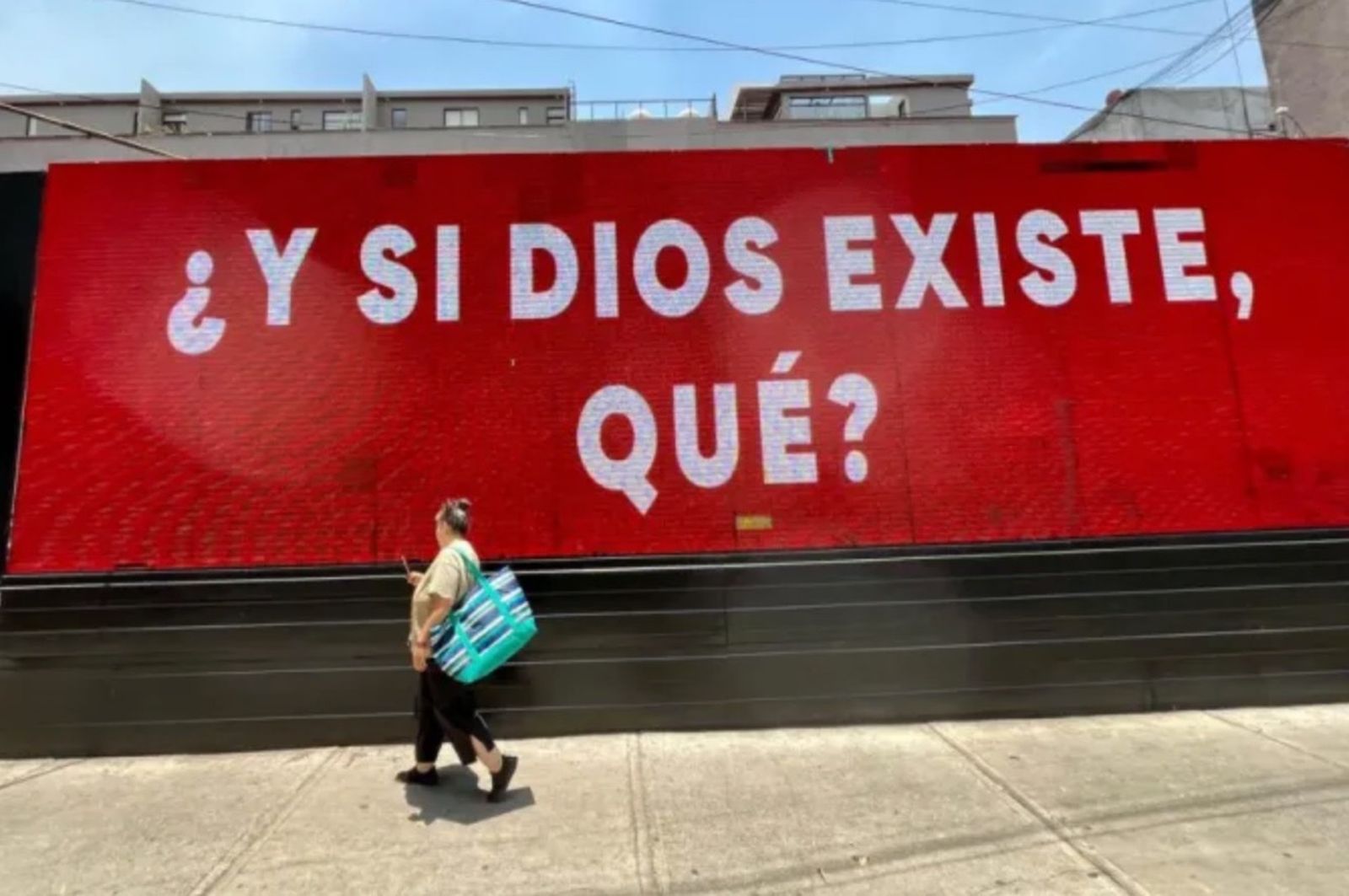 Promoción del libro 'Dios. La ciencia, las pruebas. El albor de una revolución'