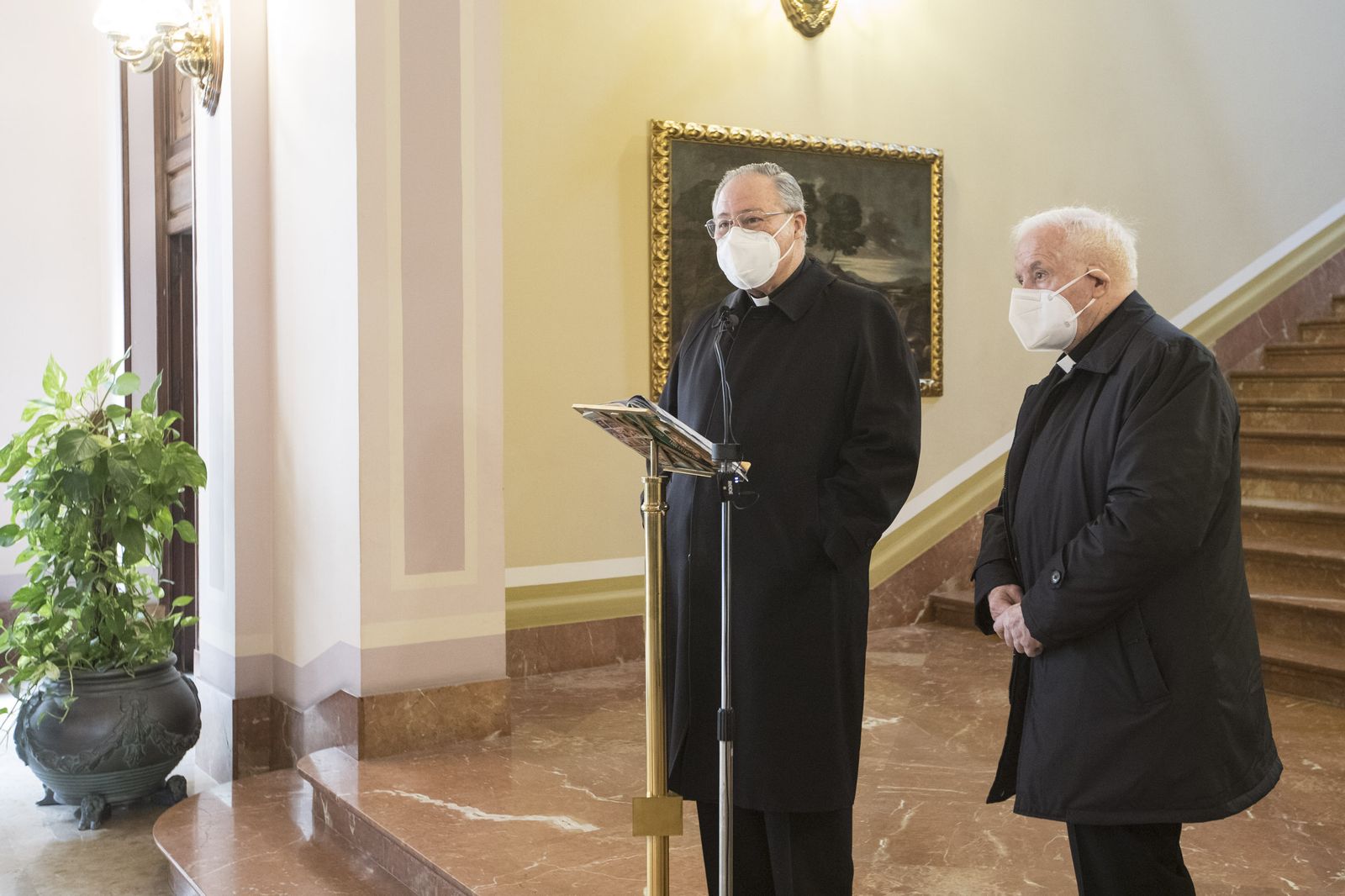 Monseñor Esteban Escudero