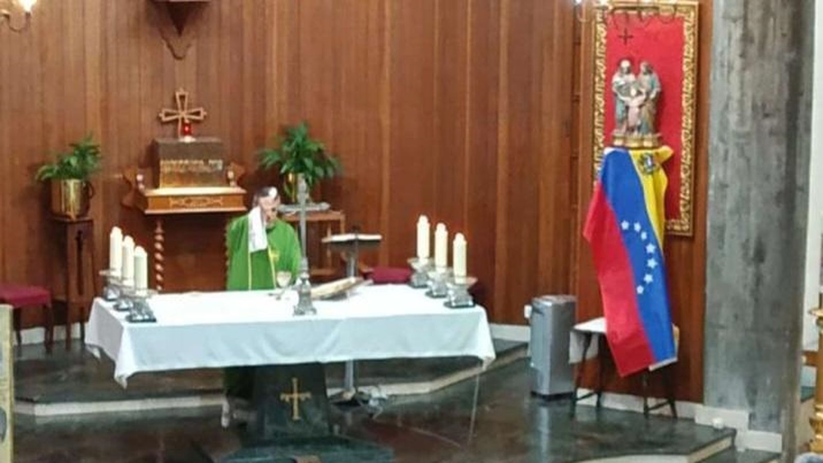 Misa y oración Por Venezuela en la Parroquia de Las vegas. Asturias