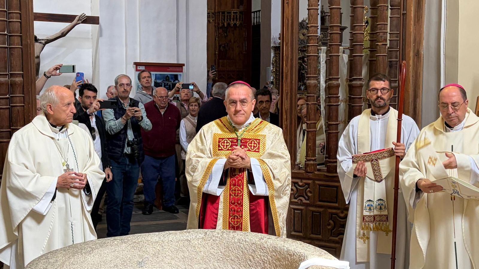 Misa aniversario del nacimiento de Isabel I de Castilla en Madrigal de las Altas Torres (Ávila)