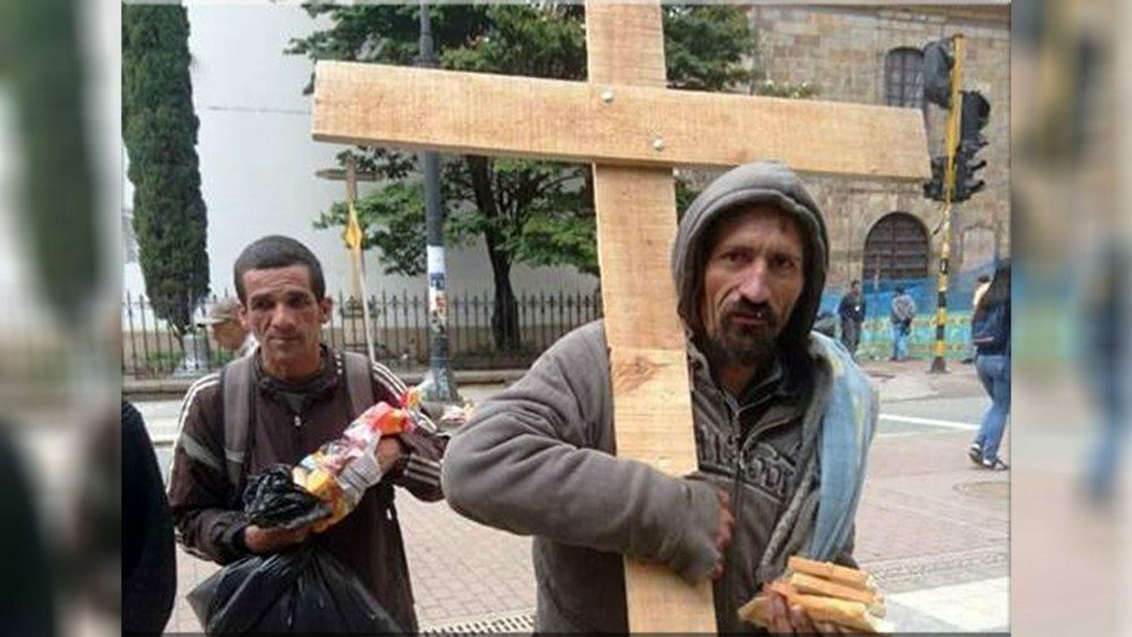 Fray Ñero invita a no olvidar a la gente que vive en la calle