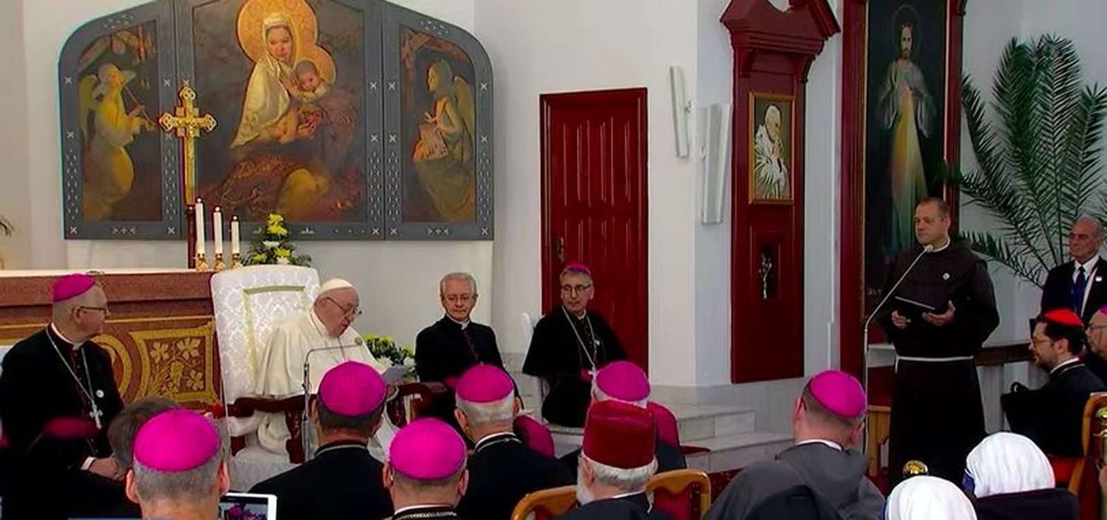 El Papa, en la catedral de Nur-Sultán