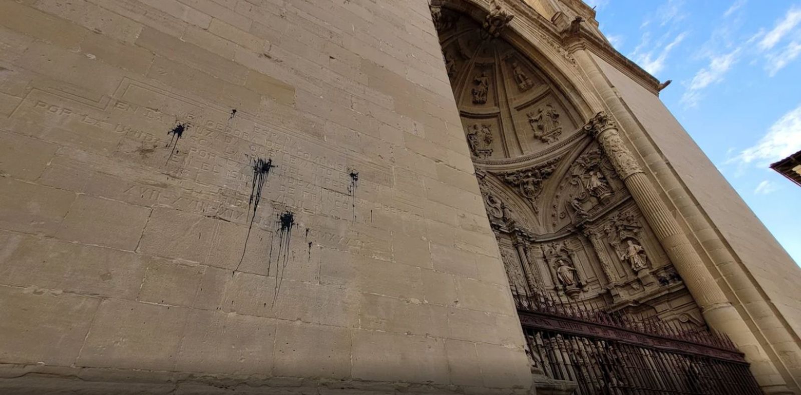 La diócesis riojana eliminará las pintadas de origen franquista dela Redonda