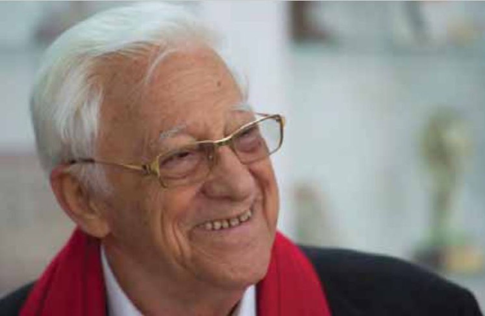 Padre Ángel, presidente de Mensajeros de la Paz