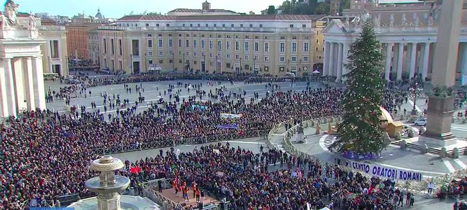 Miles de fieles en San Pedro