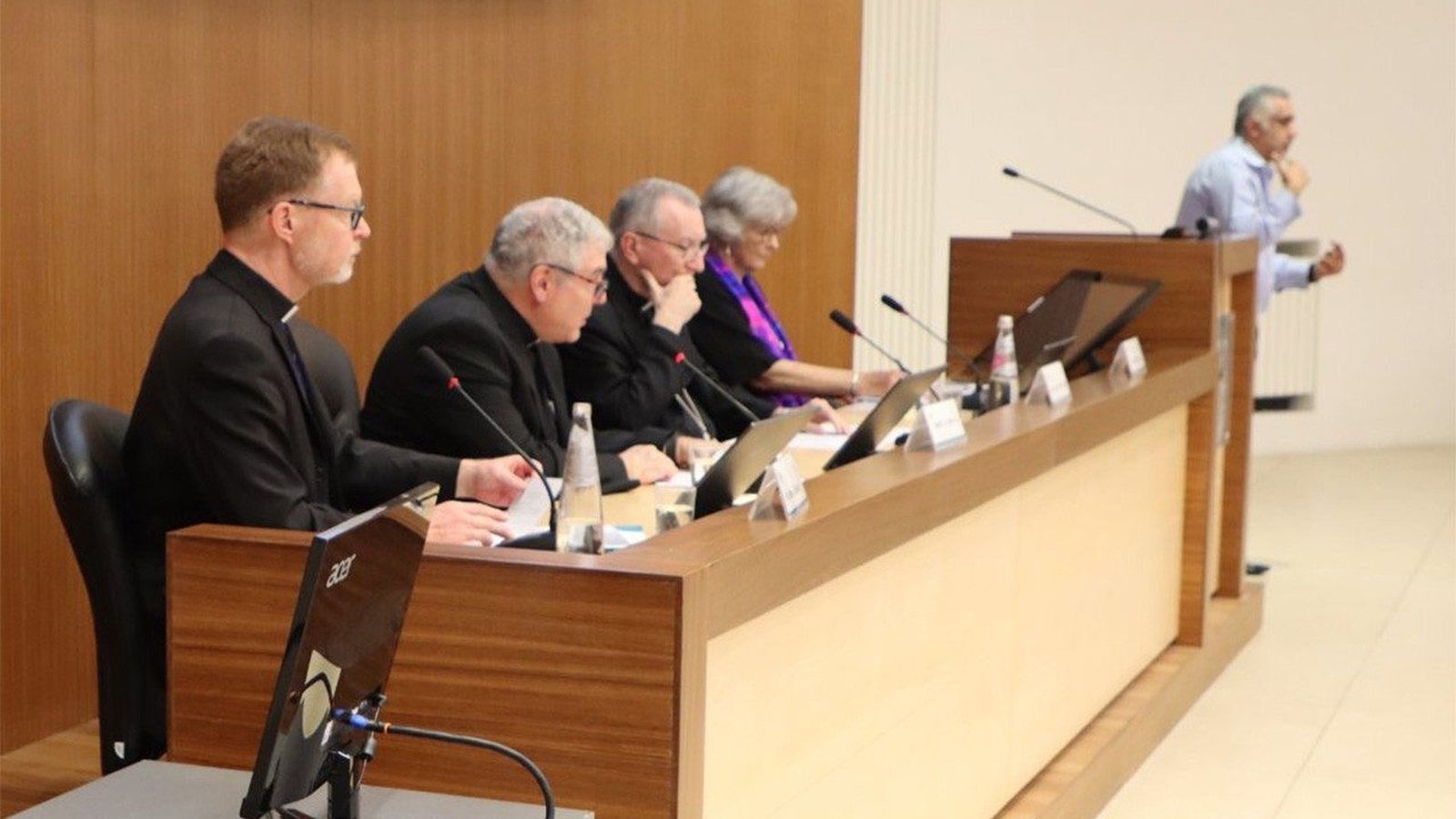 Parolin, durante la inauguración del curso