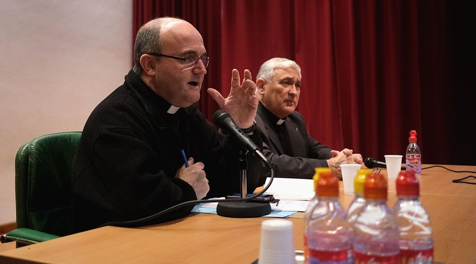 Munilla y Zornoza, en una reciente conferencia en Cádiz