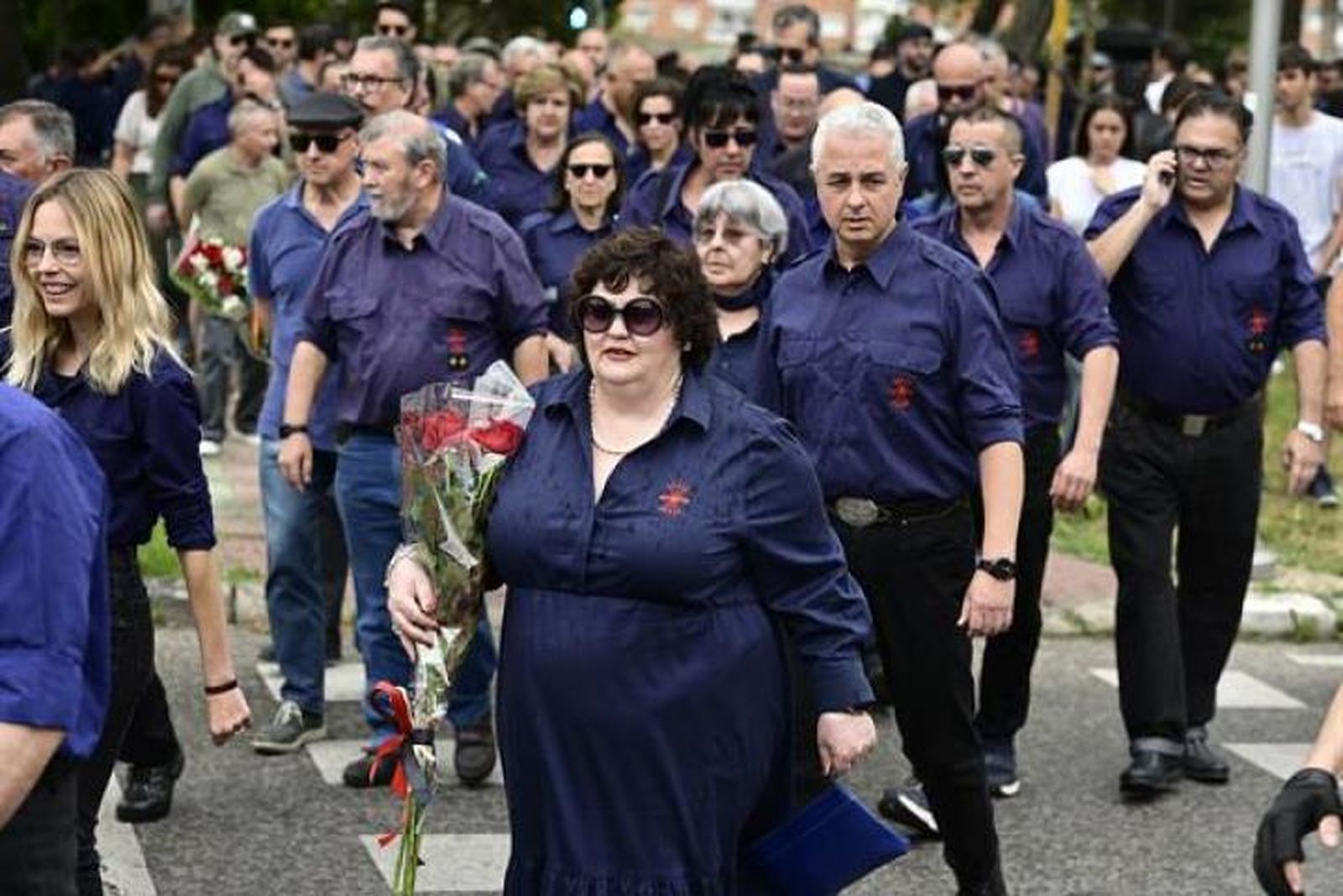 Varios centenares de falangistas homenajean a Primo de Rivera en la Sacramental