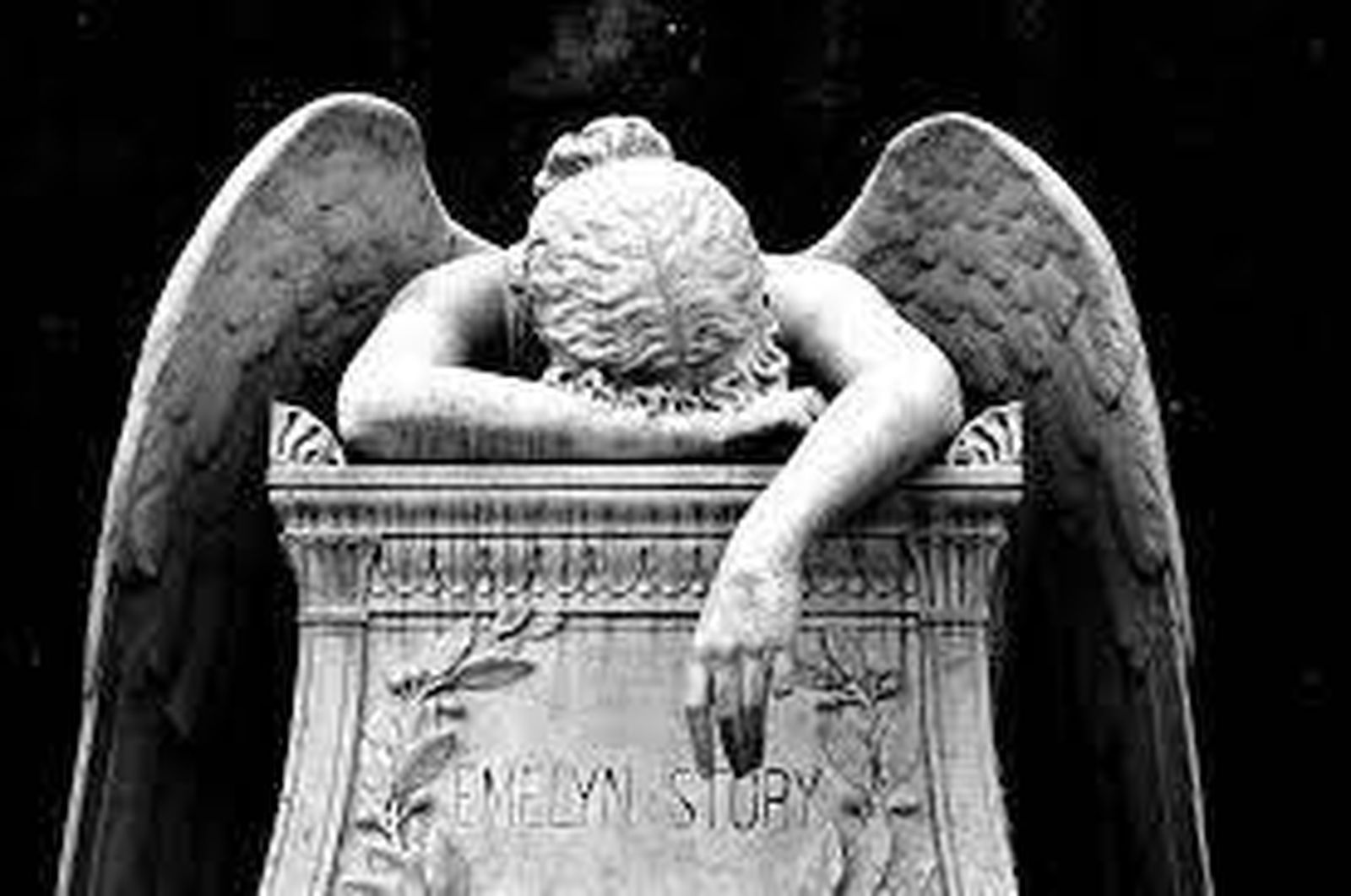 Michael Moore: "¿Qué tiene de 'santo' este sábado?"